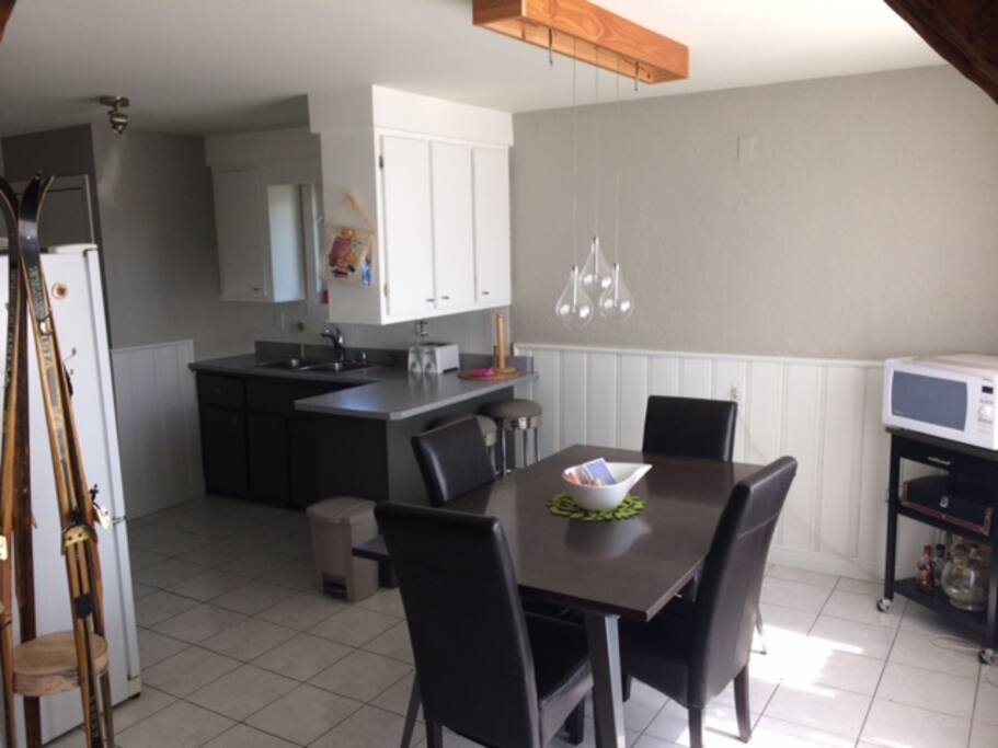 Salle à manger-cuisine