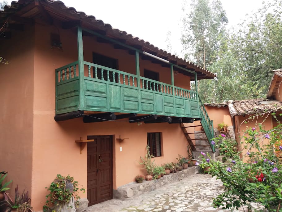 Beautiful & Cozy Traditional Andean Cottage - Sacred Valley Urubamba