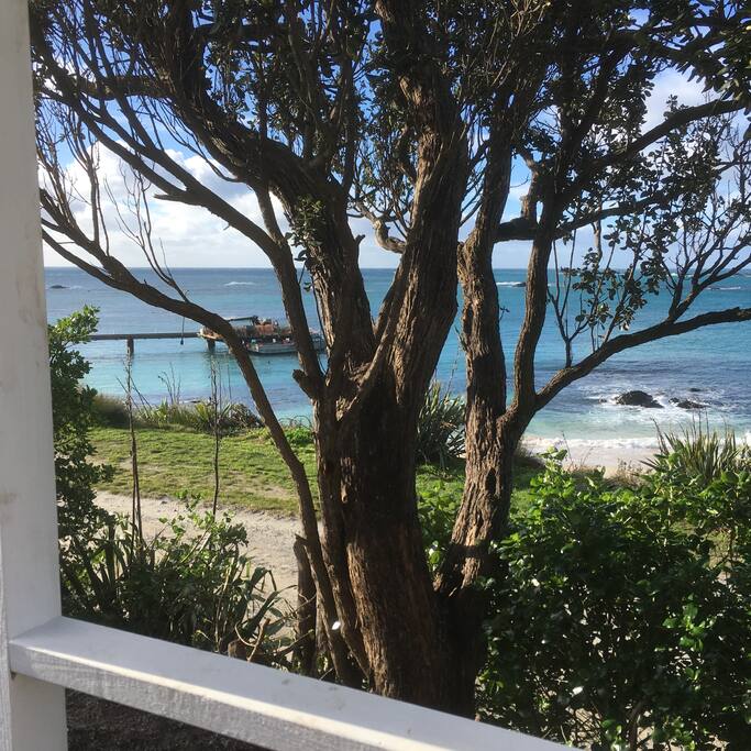 Sneeky sea views