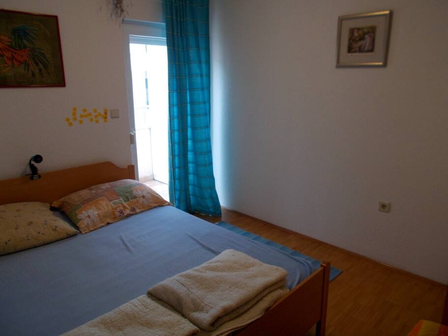 bedroom (double bed)