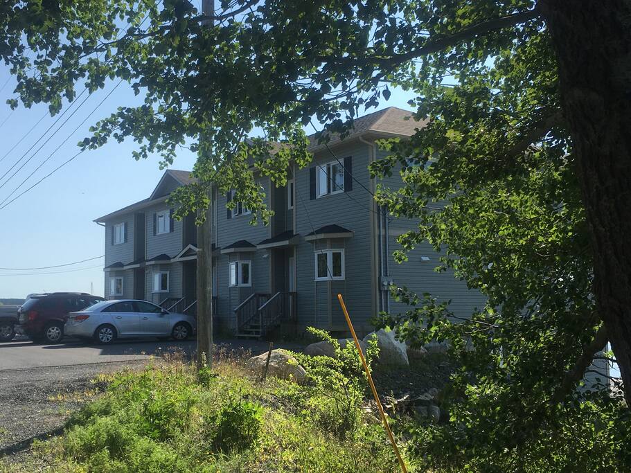 Front of Marina View Manor