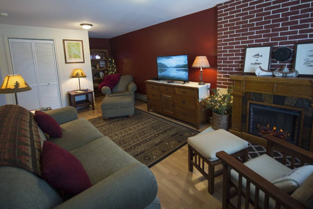 Living Room (downstairs)