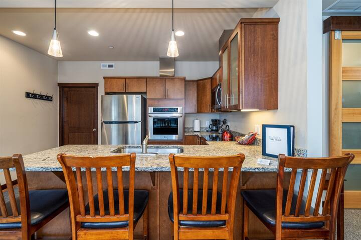 Marina's Edge Resort managed Airbnb listing 3