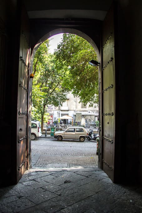 INGRESSO PALAZZO INTERNO