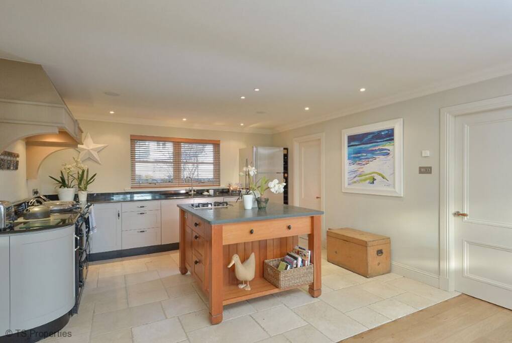 Gamefield - Kitchen