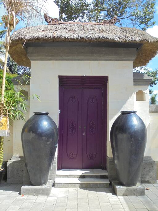 VILLA CONDENSE in Sebali
