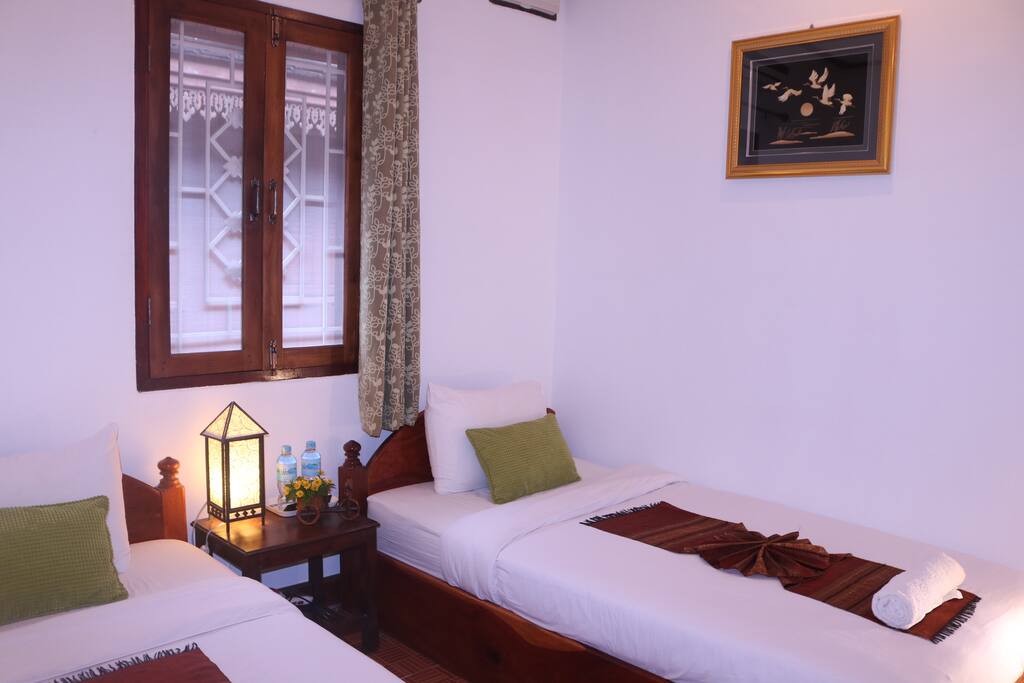 Twin Bedroom