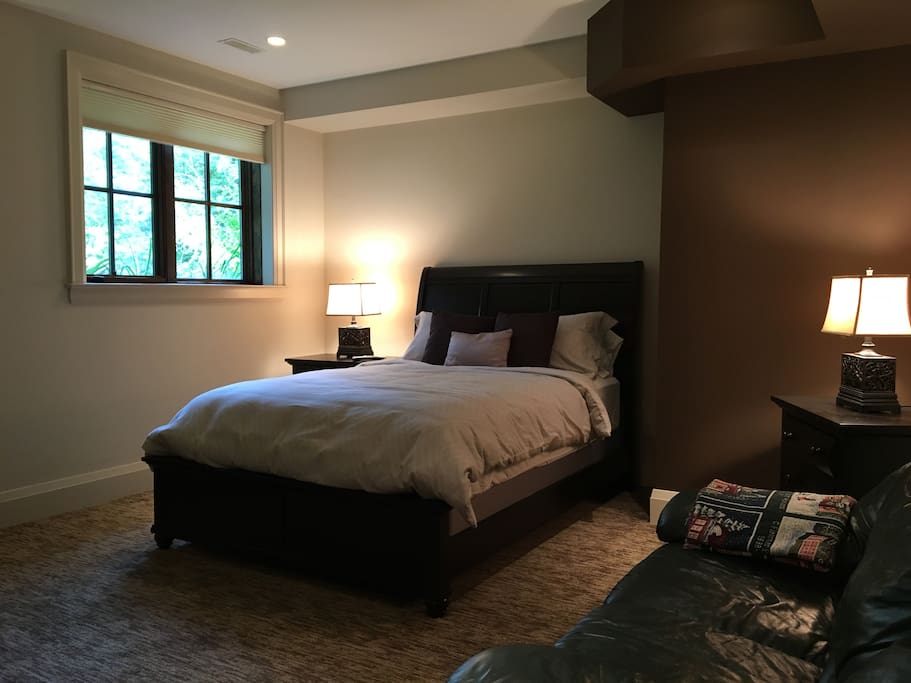 Queen size bed