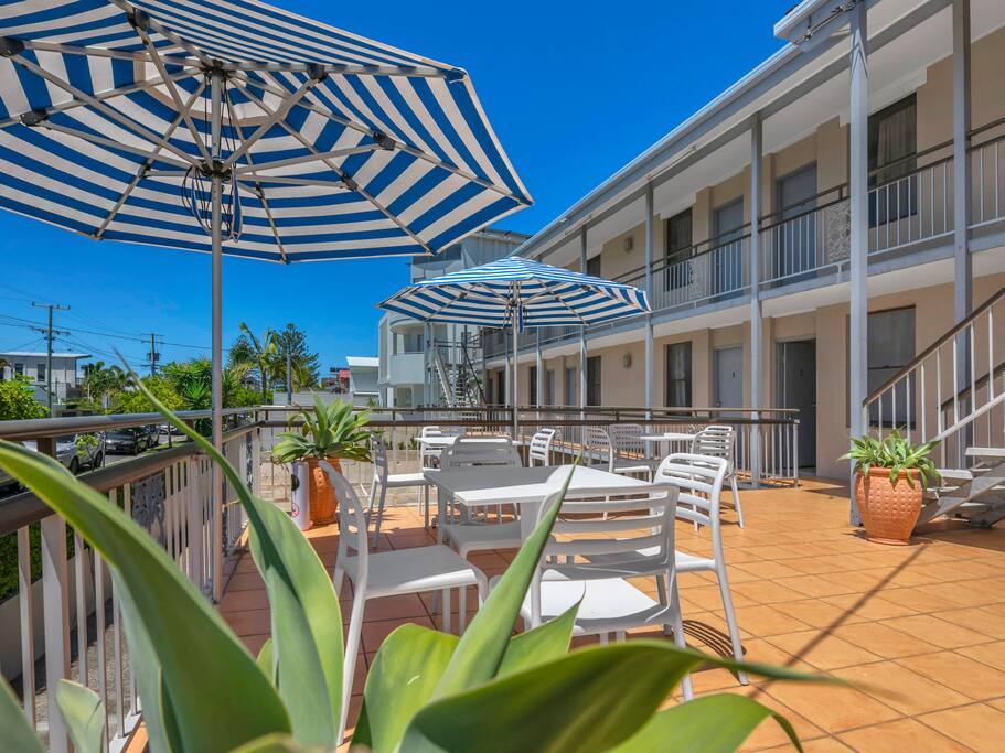 Sundeck