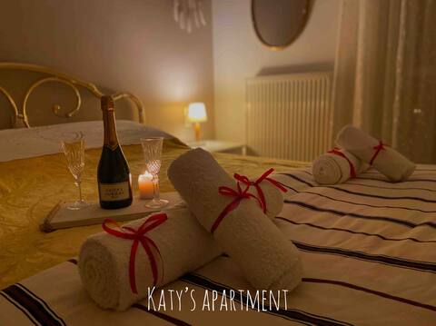 Katy's apartment