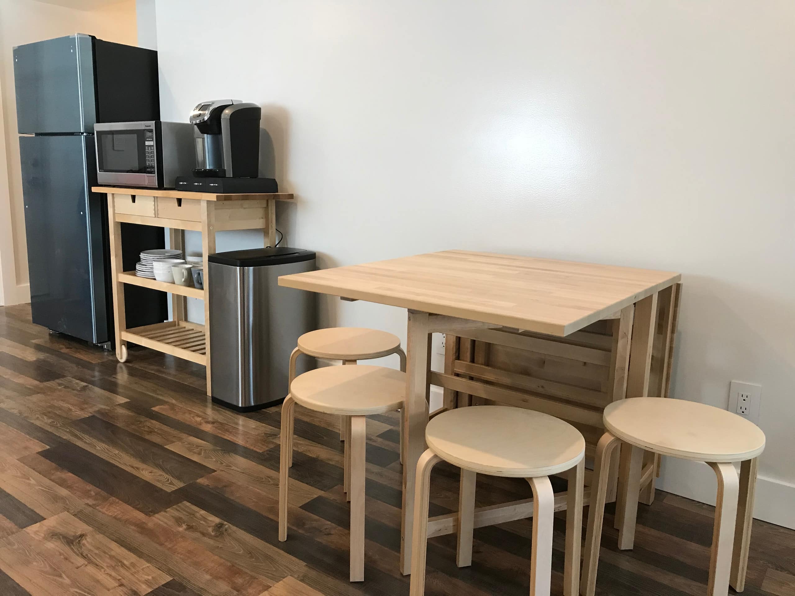 3BR 2BA no kitchen, $25/day parking option (<16ft) - Image 6