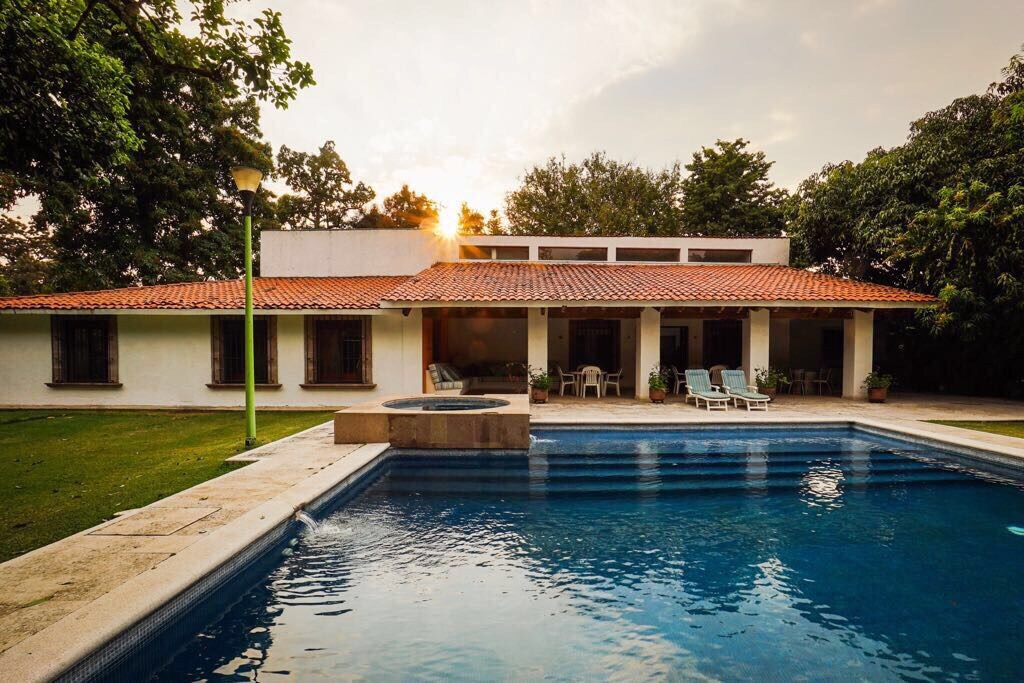 4BR Cottage in Jiutepec — 4 bedroom vacation rental in Jiutepec