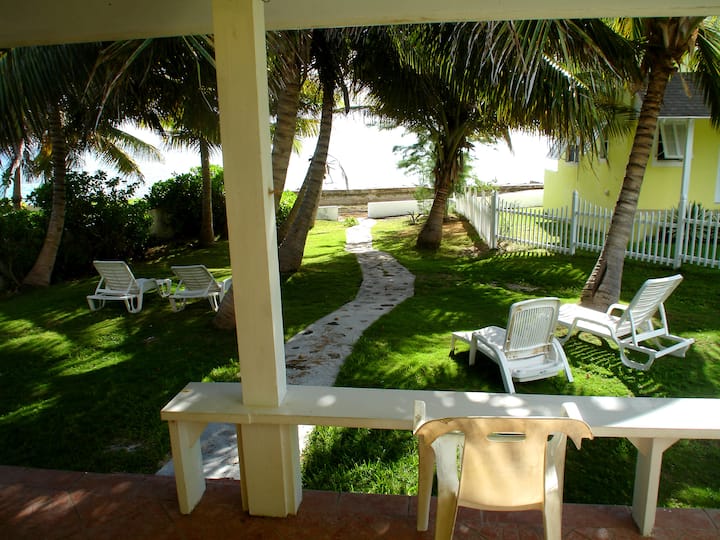 Oceanfront Cottage Houses for Rent in Nassau, Bahamas