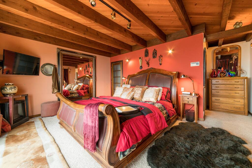 King size bed