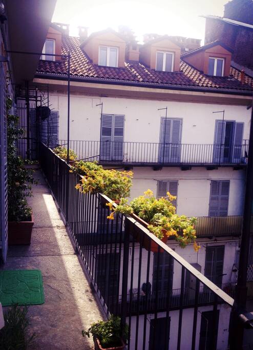 ballatoio lato interno cortile