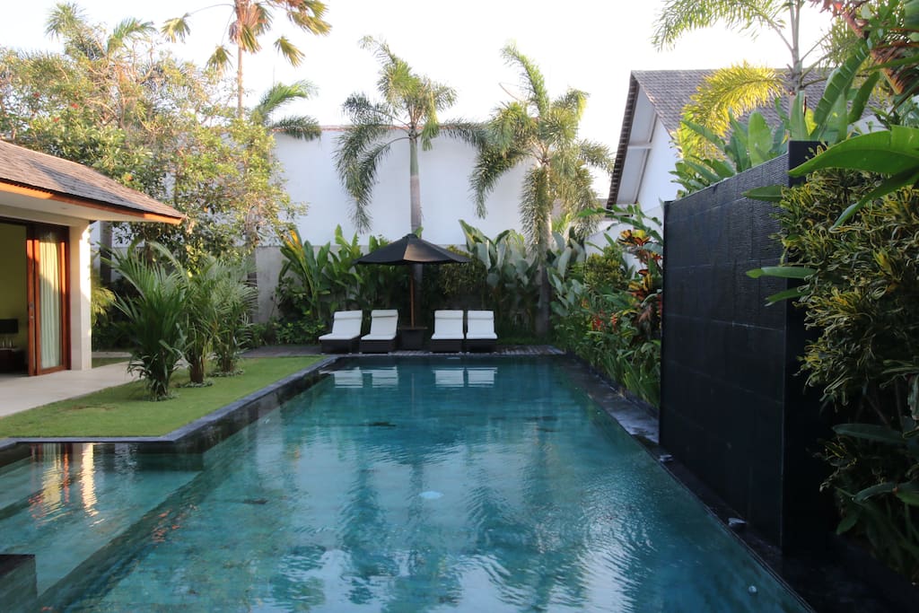 Sparkling 16 x 5 meter pool, looking at the pool deck