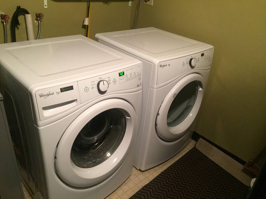 Washer/Dryer.