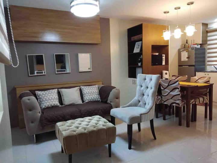 Sofie's Home@pontefinoprime:netflx,cable,wifi,pool - Batangas