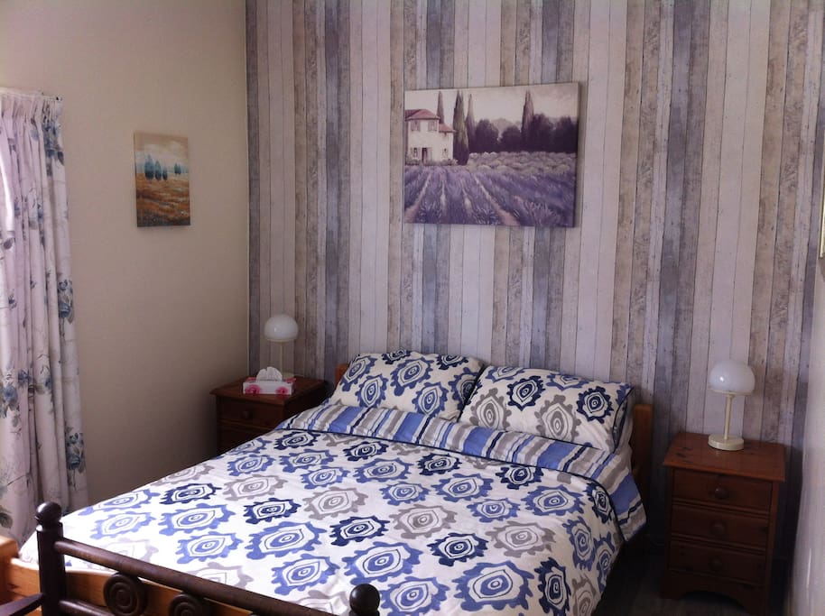 Light and airy double bedroom 1
south aspect