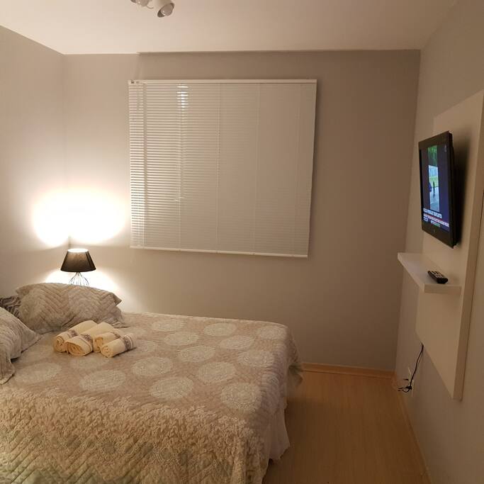 Vista da Suíte com TV Led