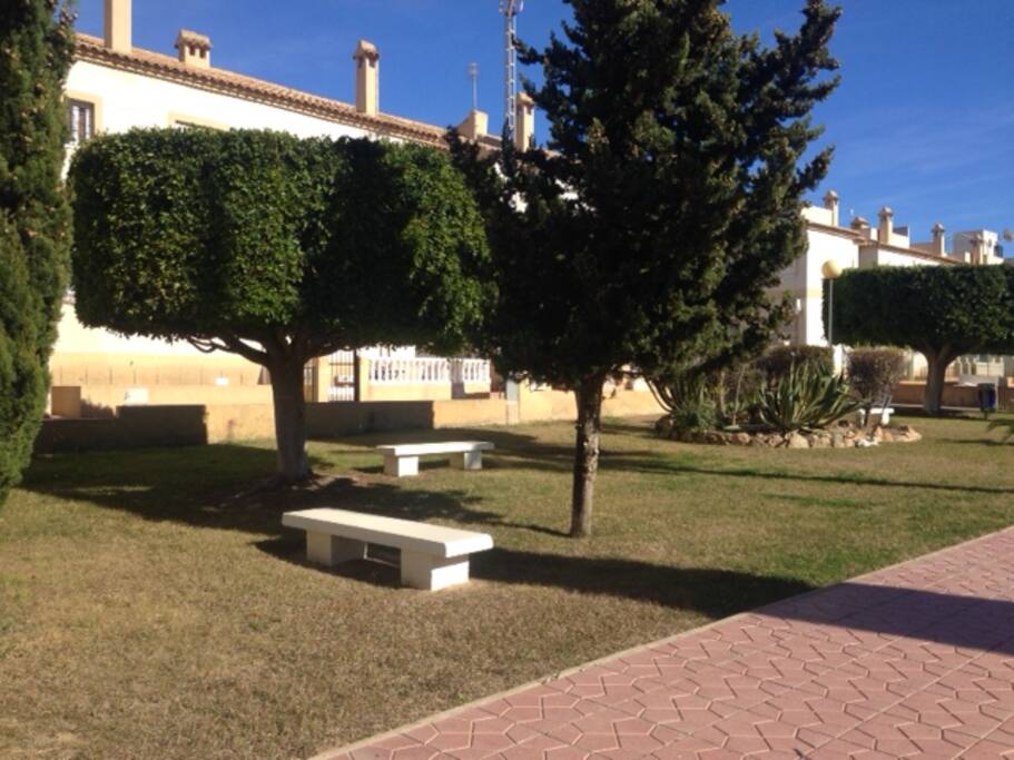 zona ajardinada urbanizacion