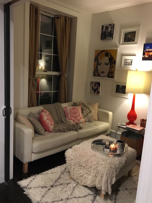 Living room, cozy couch, extra end table & chairs