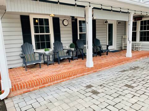 The South House- Golfing, Beaching & Relaxing...