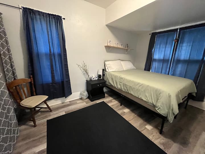 10 Best Airbnb Vacation Rentals In Flint, Michigan Trip101