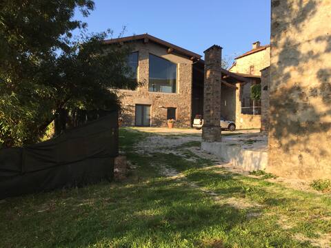 Design Farmhouse with exclusive swimming pool