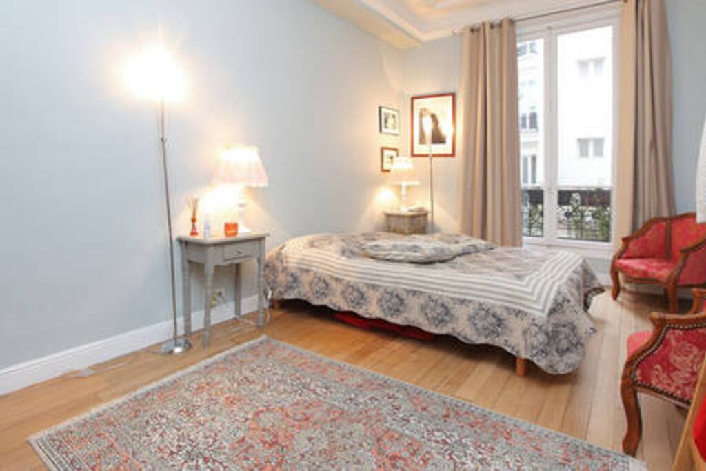 Private bedroom quiet