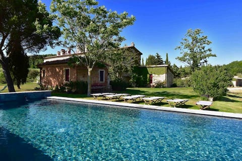 Iperbole country house,  Val d'Orcia, Tuscany