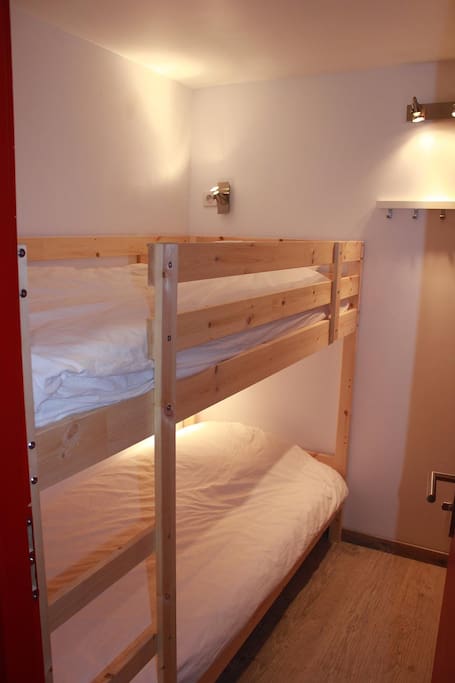 Le coin nuit avec 2 lits superposé