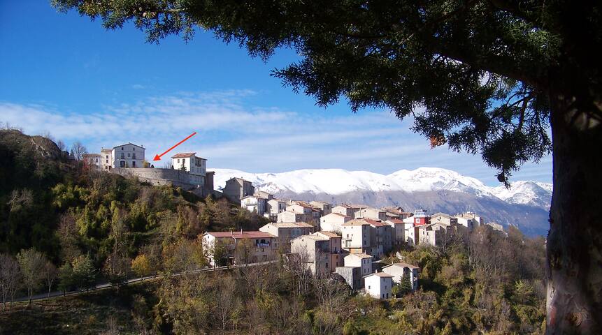 House with spectacular views in Montenerodomo, ITA