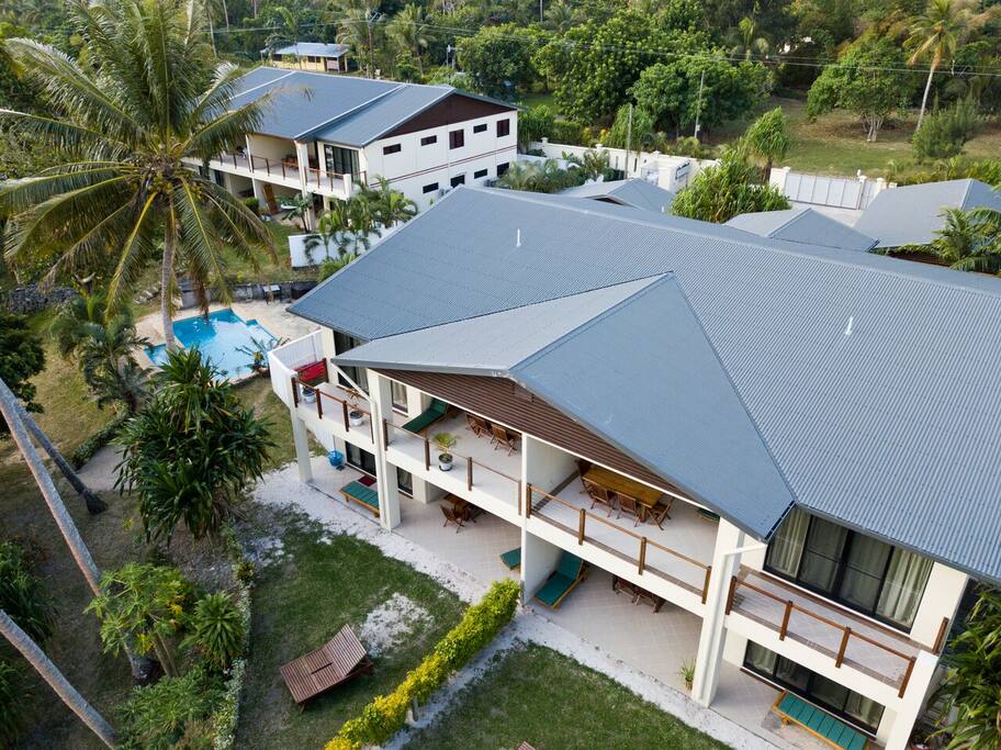 Building 2 with 4 units. Each units is about 155m2