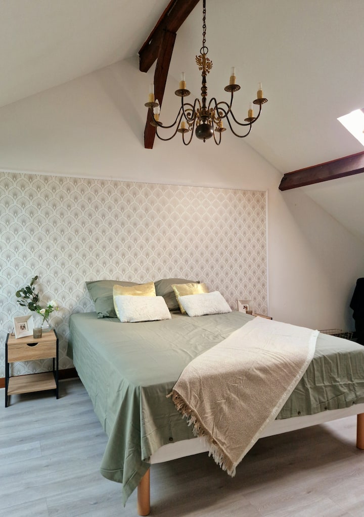 Chumba cha kulala kwenye ghorofa ya pili