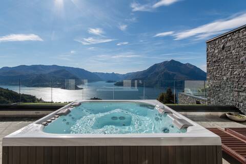 Resort Style Apartment with Lake Views