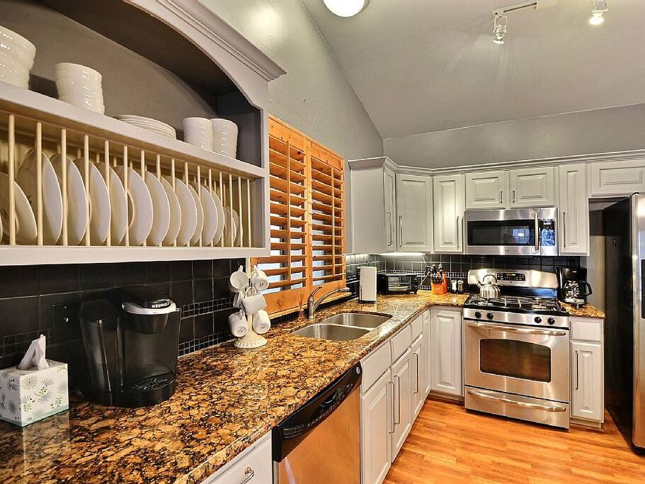 Gourmet Kitchen