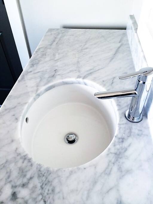 Elegant Carrerra White Marble Sinks!