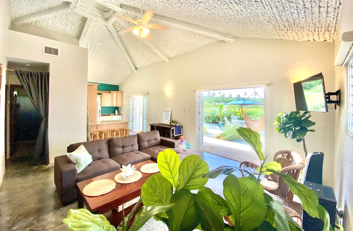 Top Airbnb: WHAT I NEED! Oceanfront Villa with Sunset View in Isabela