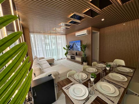 1A- Elegance & Elegance Includes Private Jacuzzi!