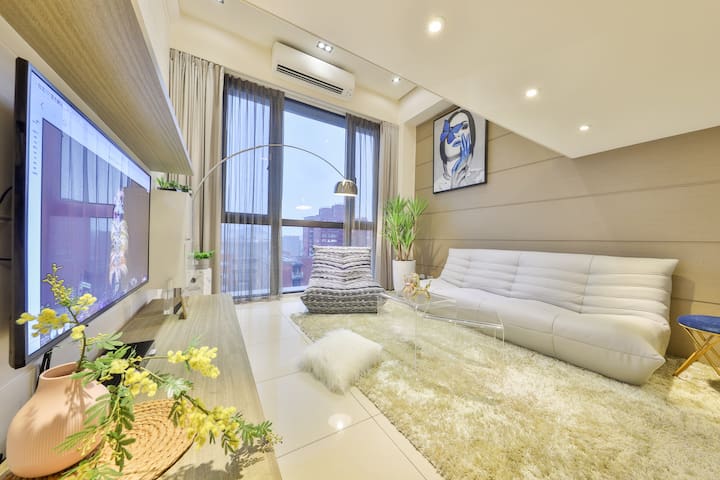 【酒精消毒】10月超優惠～高樓景觀現代時尚&挑高4米2 科技大樓捷運站1min【Da’an G】