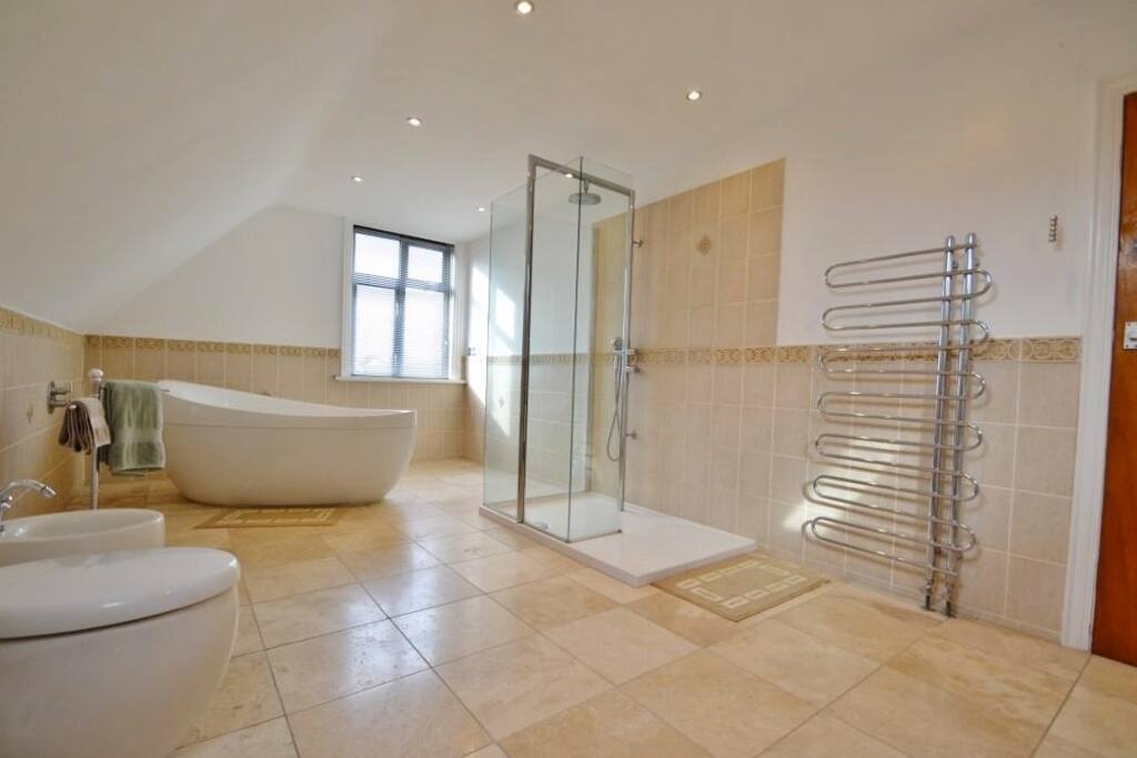 Large family bathroom