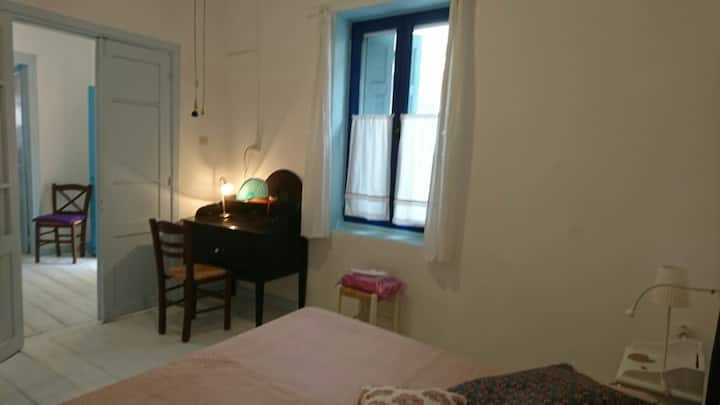 غرفة النوم 1