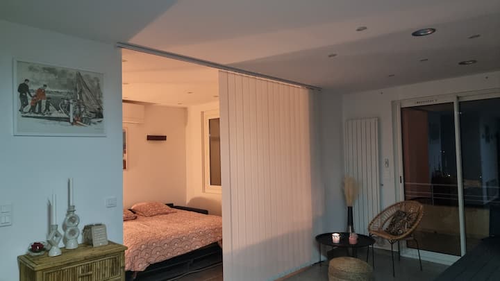 Appartement 65 M2, Une Grande Terrasse Et Vue Mer - Bormes-les-Mimosas