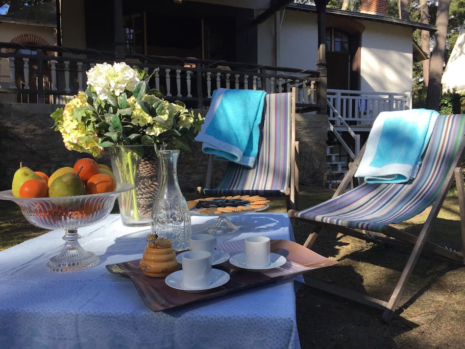 Des transats pour paresser dans le jardin