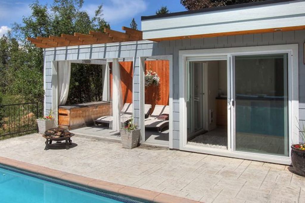This is the indoor/outdoor space. Quite private although we the hosts use the pool in the day too :). Note the stamped concrete has new decking, see last picture.