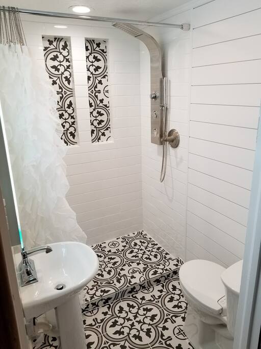 Full bath