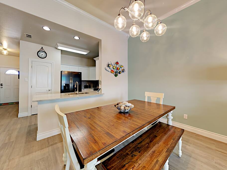 Enjoy family meals at the dining room table with seating for 6.
