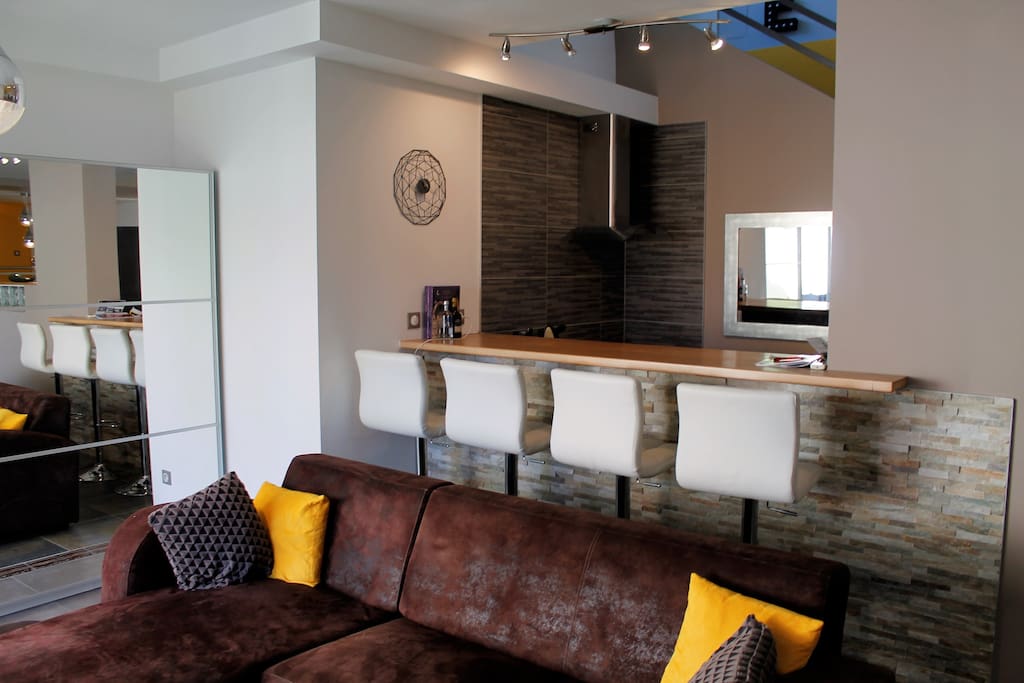 Open kitchen to the living room.