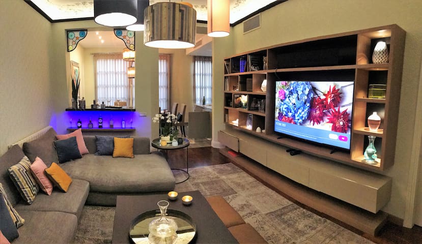 Interior Design Award Winner on Paseo de Gracia gallery image 3